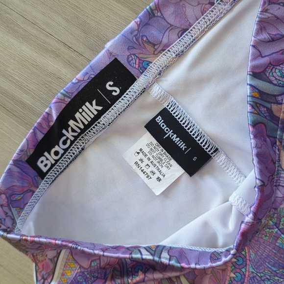 BlackMilk leggings - Mucha print - Picture 3 of 3